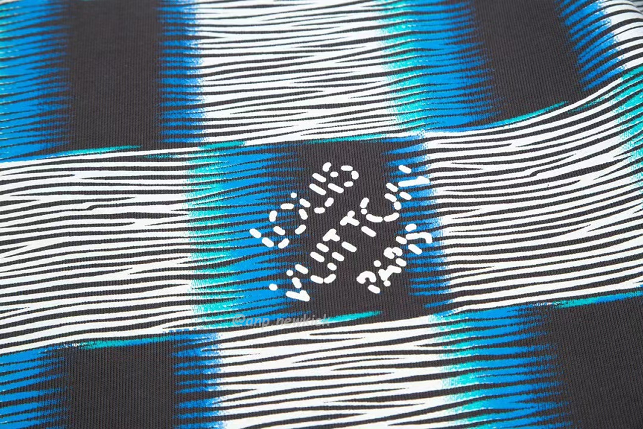 Louis Vuitton Round Necked Checkerboard T Shirt (15) - newkick.org